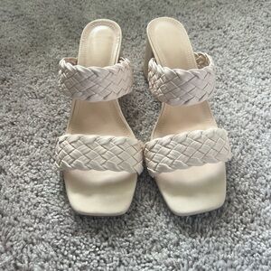 Elegant Cream Woven Strap Heeled Sandals - EUR 40